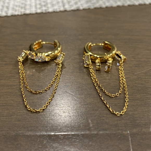 Huggie Hoop Earrings Set
NORDSTROM - Picture 2 of 3
